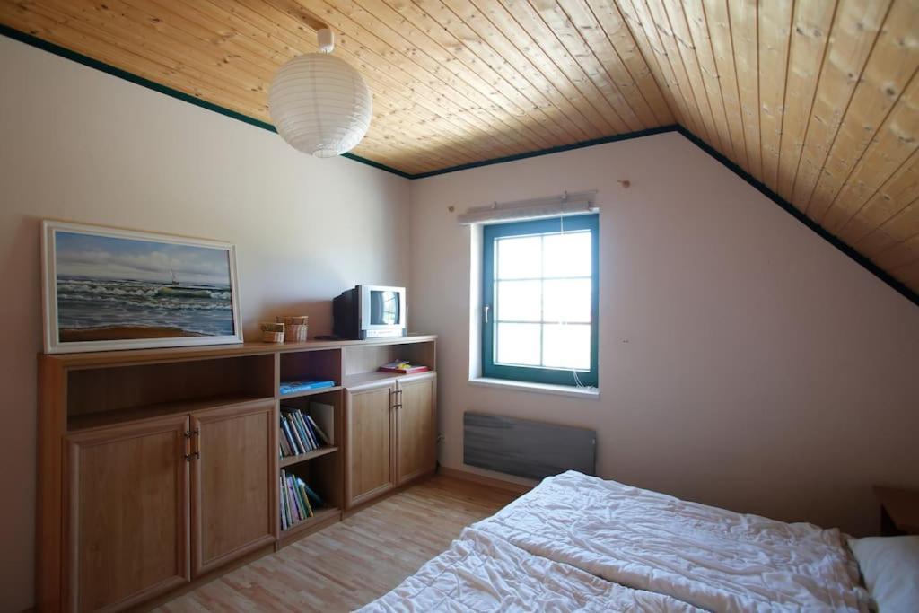 Trollhus - Grosses Familienfreundliches Ferienhaus Born Exterior foto