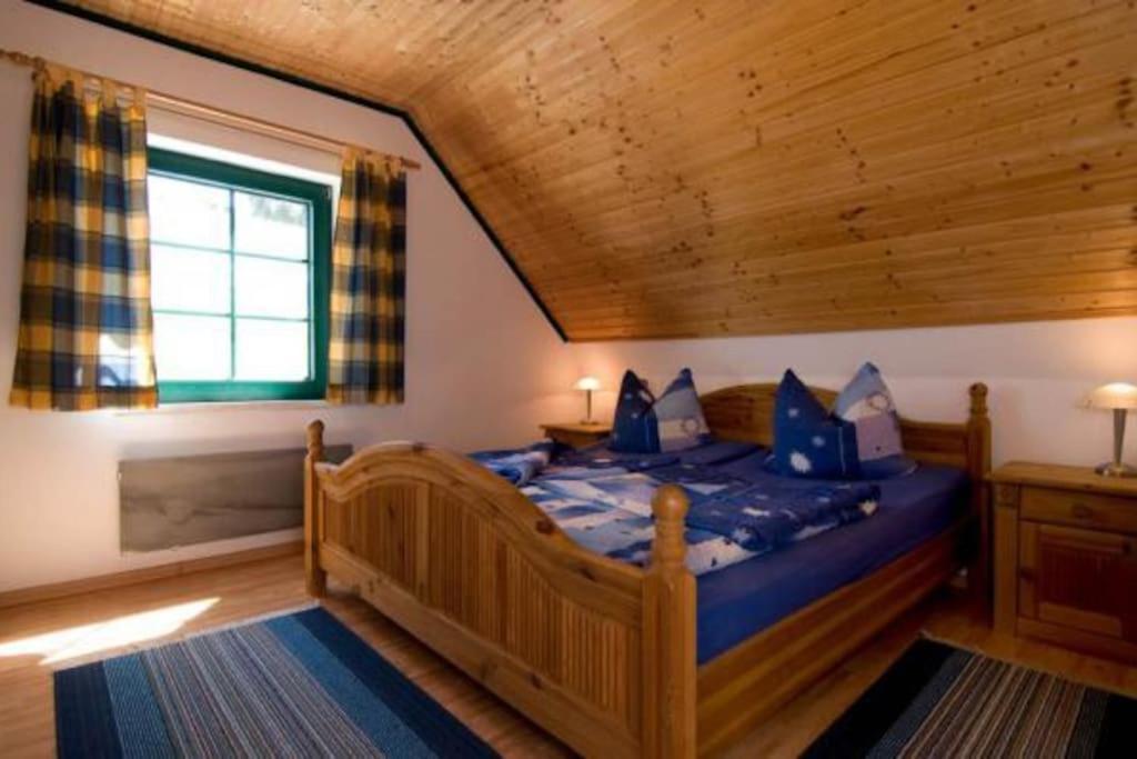 Trollhus - Grosses Familienfreundliches Ferienhaus Born Exterior foto